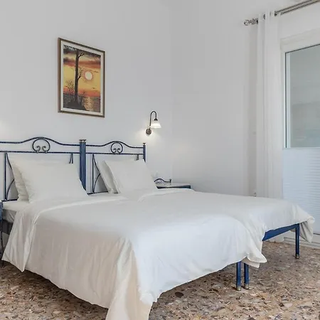 4 Min Walk To Appartamento Naxos City